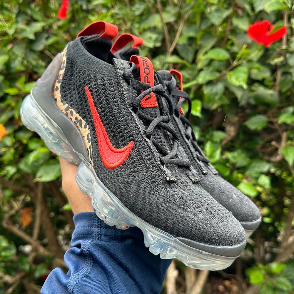 Nike Womens Air Vapormax 2021 FK Black Leopard Habanero Red Size 6.5